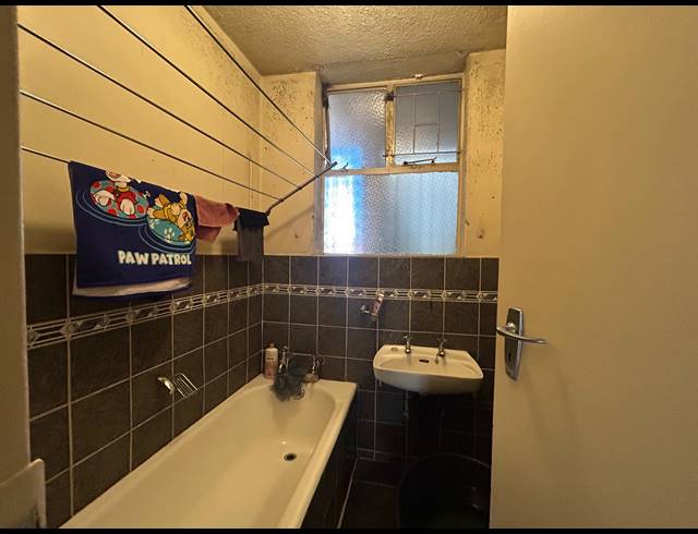 2 BEDROOM APARTMENT FOR SALE IN ARCADIA